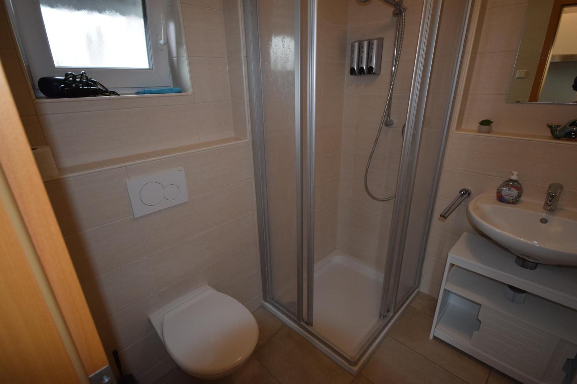 Nestwerk Komfort R23-13 - Balkon, Arbeitsplatz & Hochschulnaehe Biberach an der Riß エクステリア 写真
