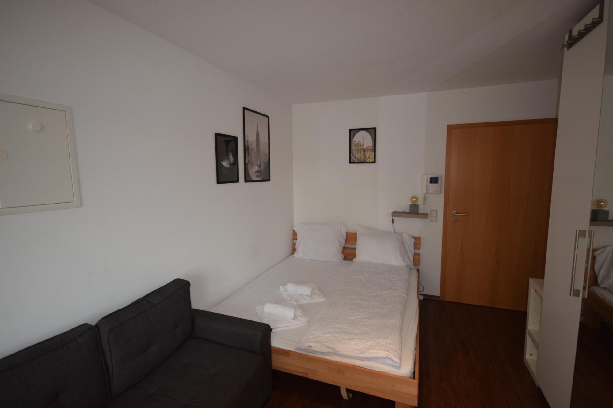 Nestwerk Komfort R23-13 - Balkon, Arbeitsplatz & Hochschulnaehe Biberach an der Riß エクステリア 写真